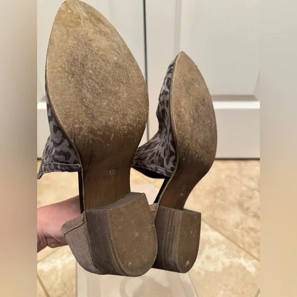 Diba True Animal Print Booties - Picture 6 of 7